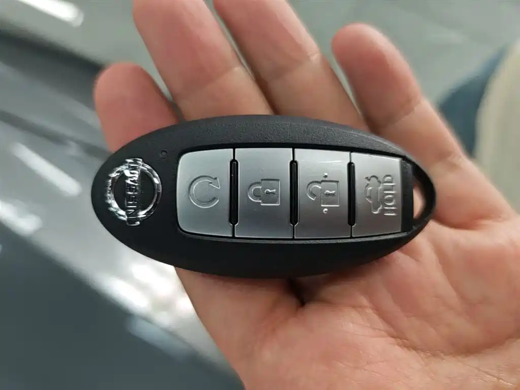 Nissan SYLPHY, миниатюра 9