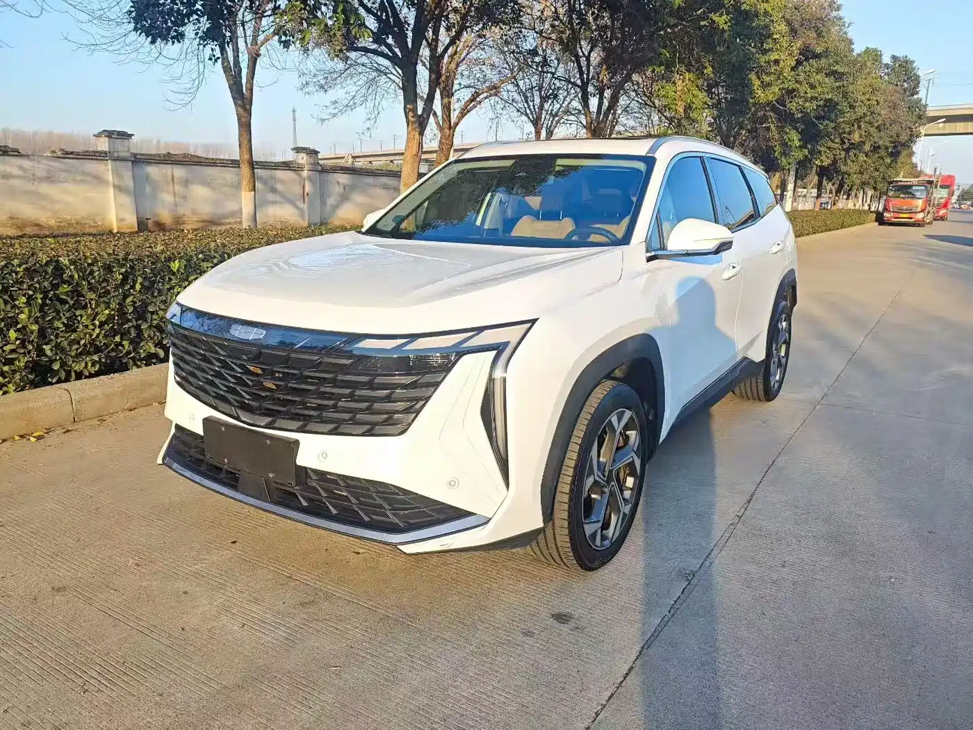 Geely Boyue L 2023 1.5TD DCT Premium