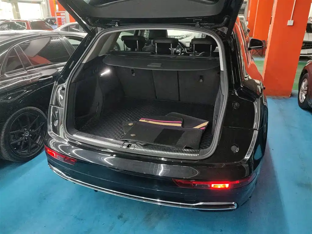 Audi Q5L 2018 40 TFSI Premium Fashion China VI фото 10