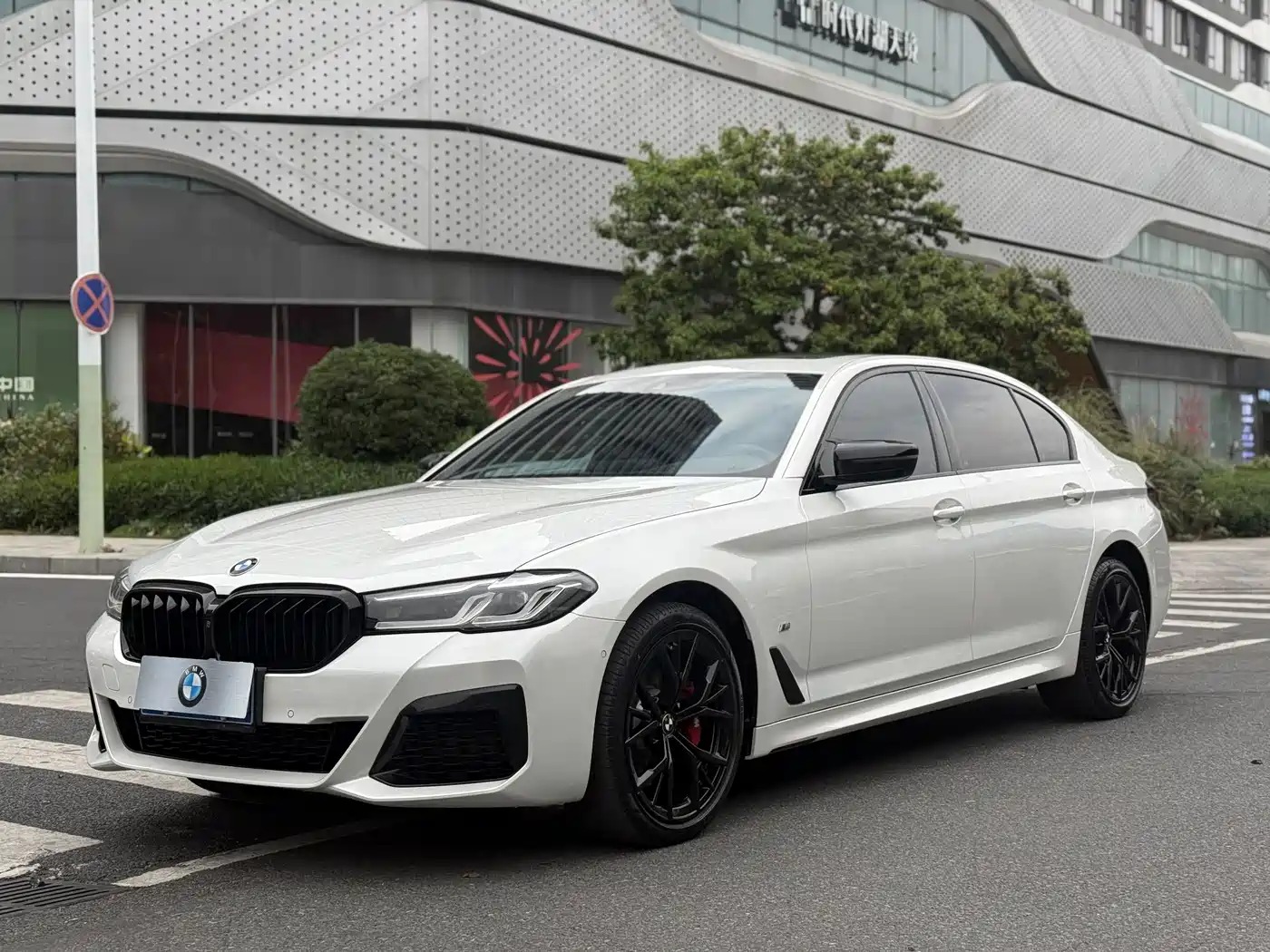 BMW 5 Series 2021 530Li Premium M Sport Package