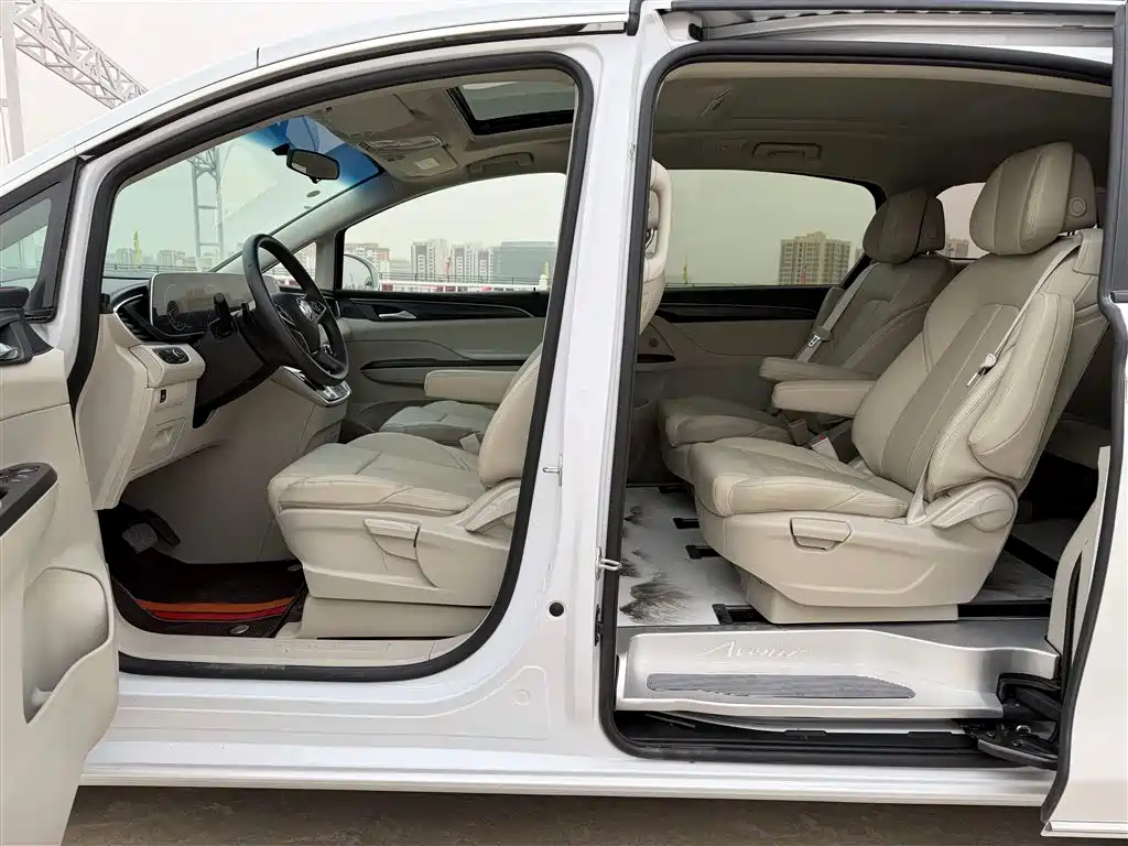 BUICK GL8