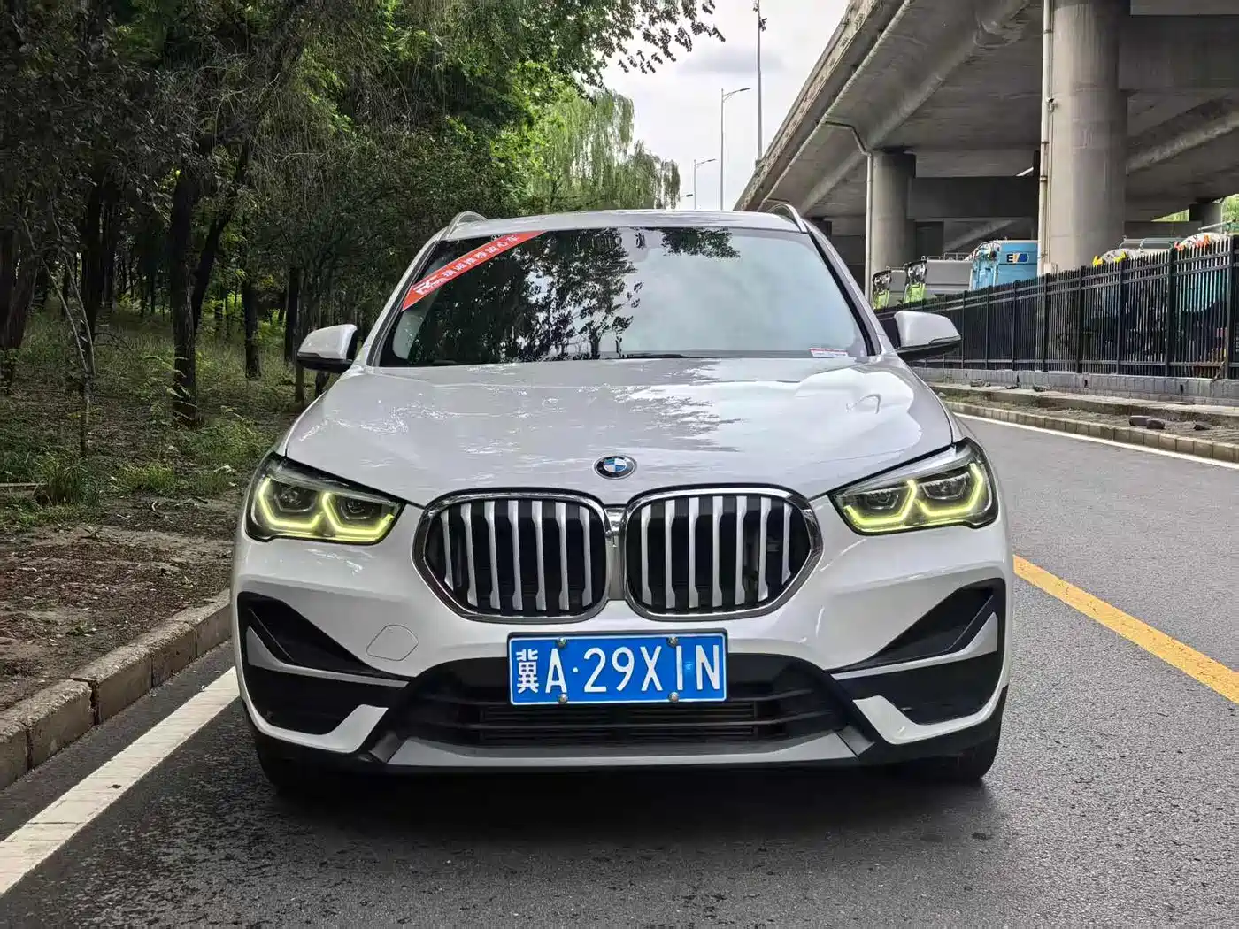 BMW X1 2021 sDrive25Li Leading фото 2