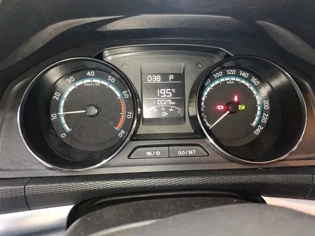 Škoda Kamiq 2021 1.5L Auto Comfort Edition фото 12