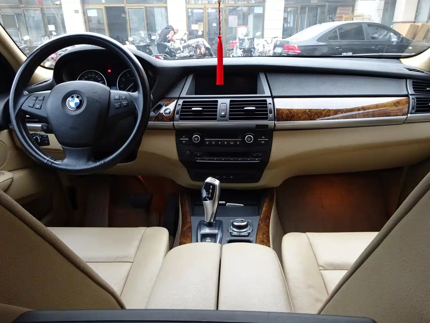 BMW X5 (Import) 2011 xDrive35i Leading Edition фото 19