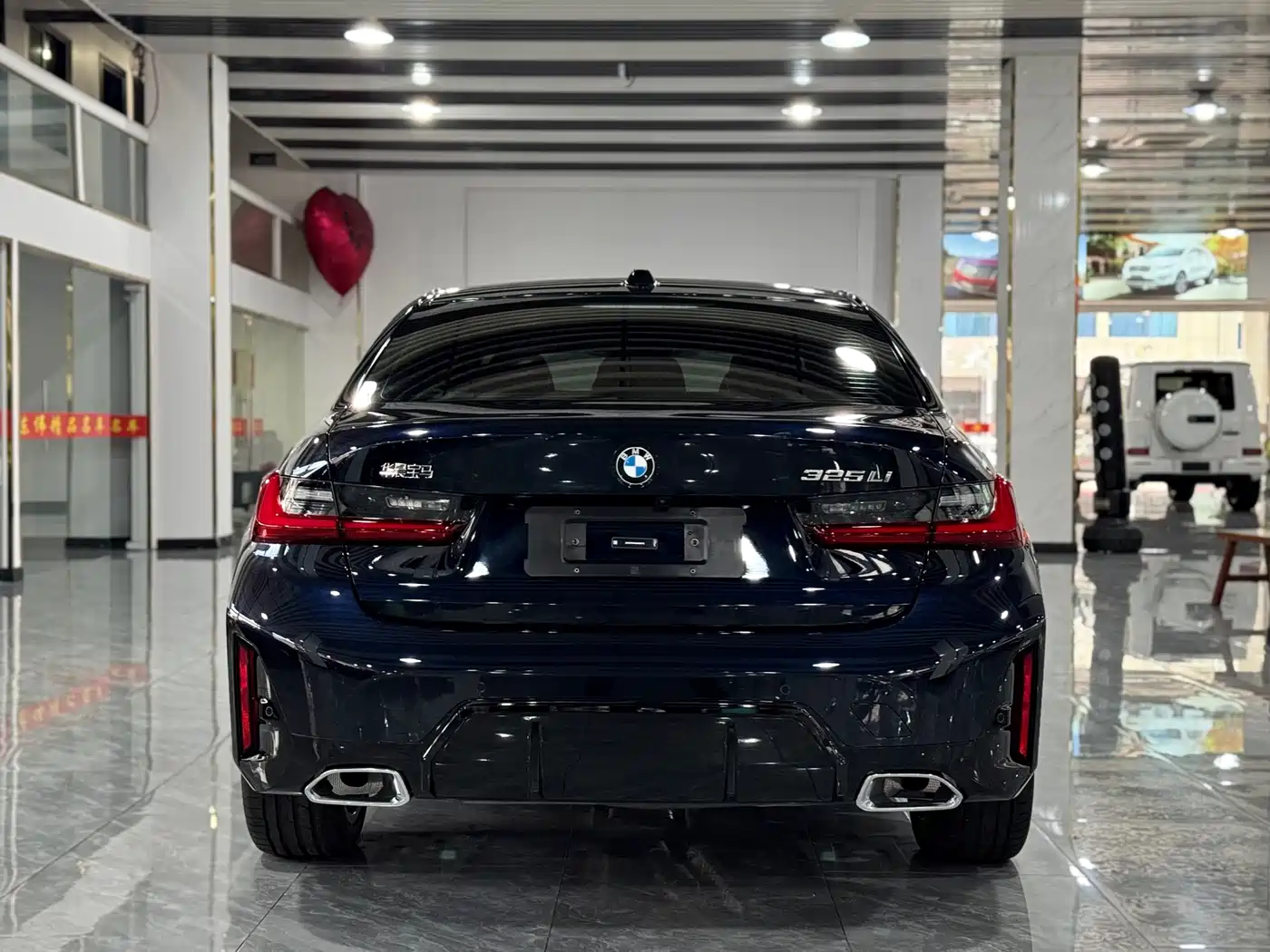 BMW 3 Series 2025 325Li M Sport Package фото 15