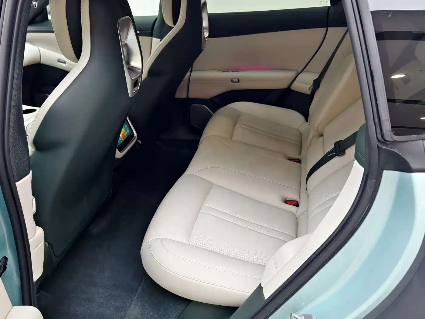 Xiaomi Auto Xiaomi YU7 2025 Extended Range RWD Edition фото 8