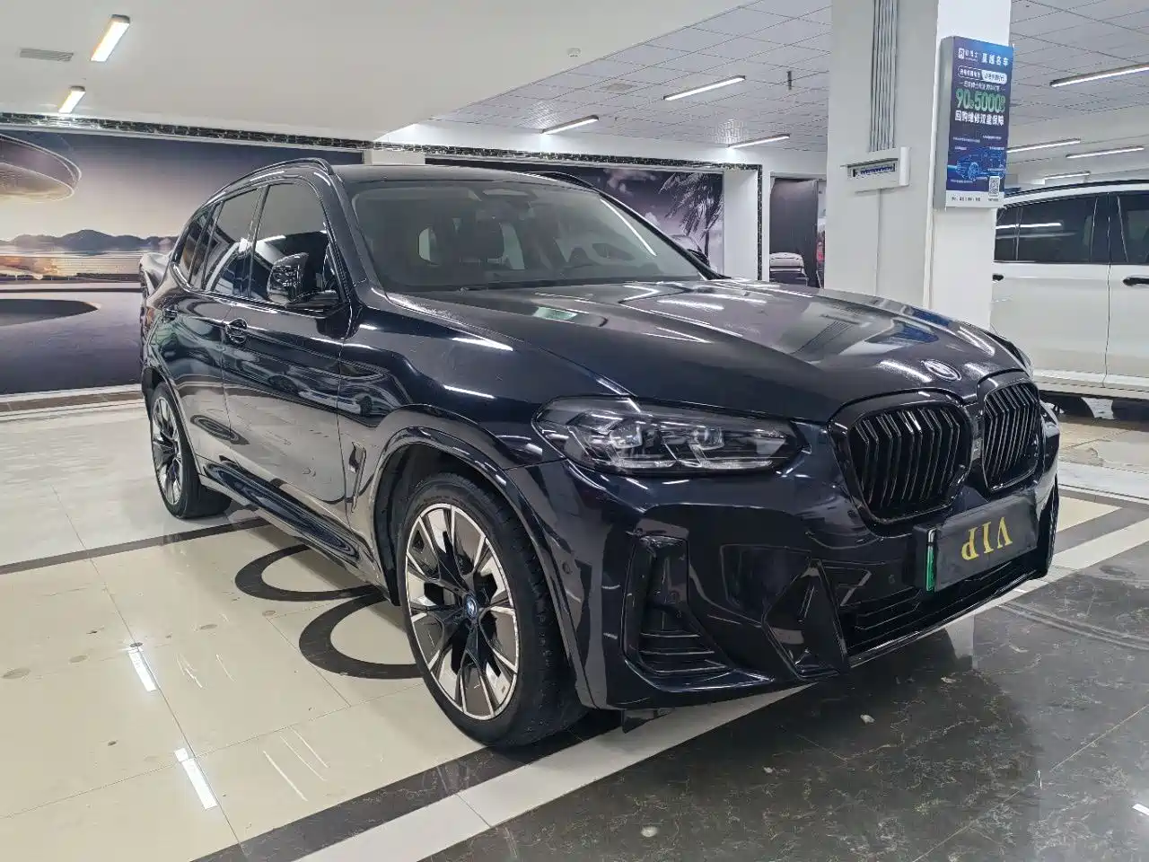 BMW IX3
