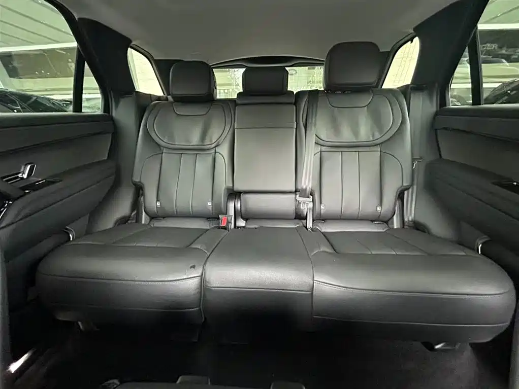 Land Rover Range Rover Sport 2025 360PS S фото 16