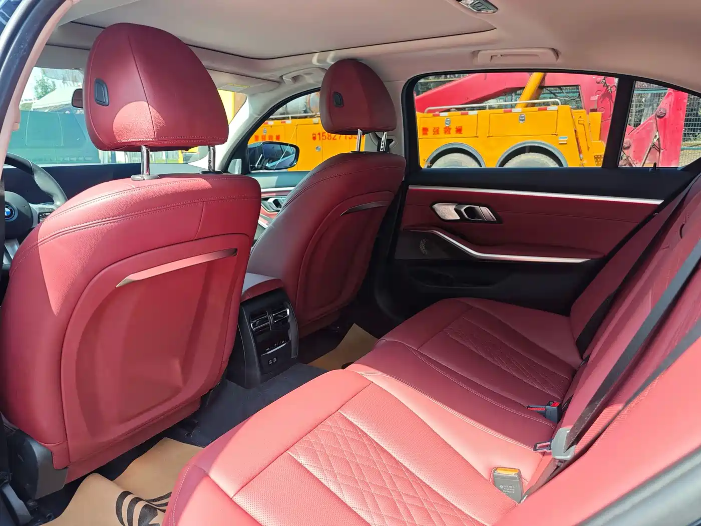 BMW i3 2022 eDrive 35 L фото 5