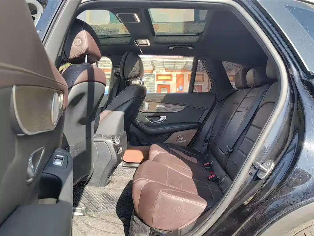 Mercedes-Benz GLC 2021 GLC 260 L 4MATIC Luxury фото 6