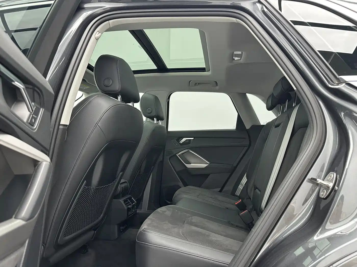 Audi Q3 2023 35 TFSI Fashion Dynamic (1.4T) фото 6