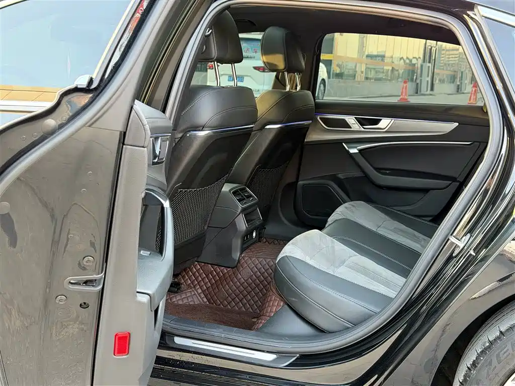 Audi A6L 2023 40 TFSI Luxury Dynamic фото 8