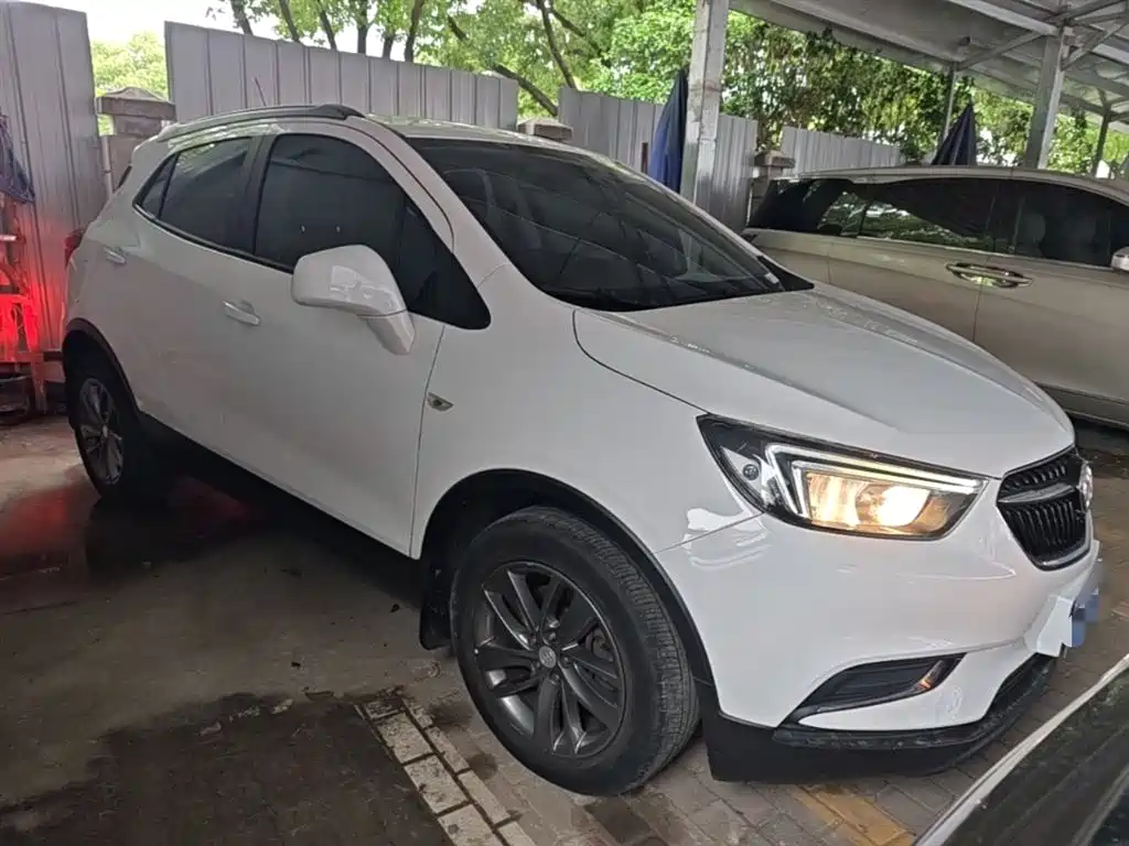 Buick Encore 2017 18T Automatic 2WD Urban Leading фото 4