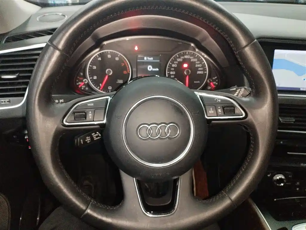 Audi Q5 2015 40 TFSI Comfort фото 7
