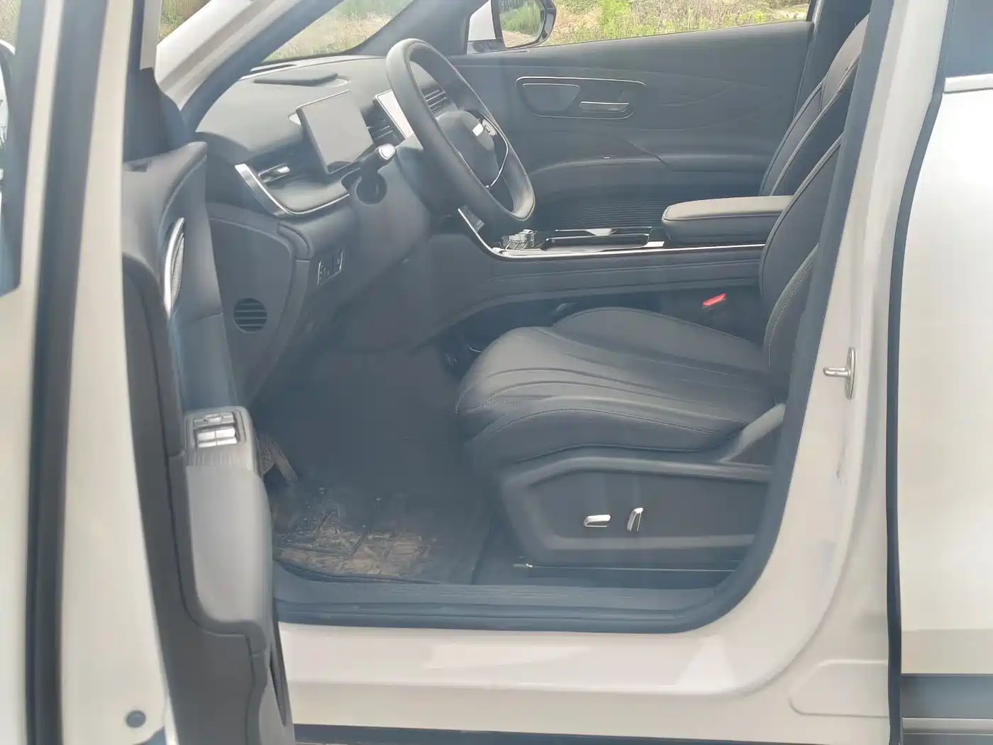 Chery Tiggo 8 2026 Model Leopard Edition 290TGDI Automatic Comfort фото 4