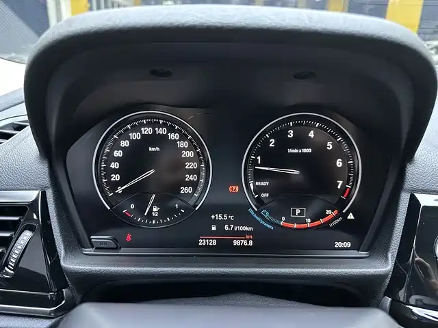 BMW 1 Series 2023 125i M Sport Shadow Edition фото 10