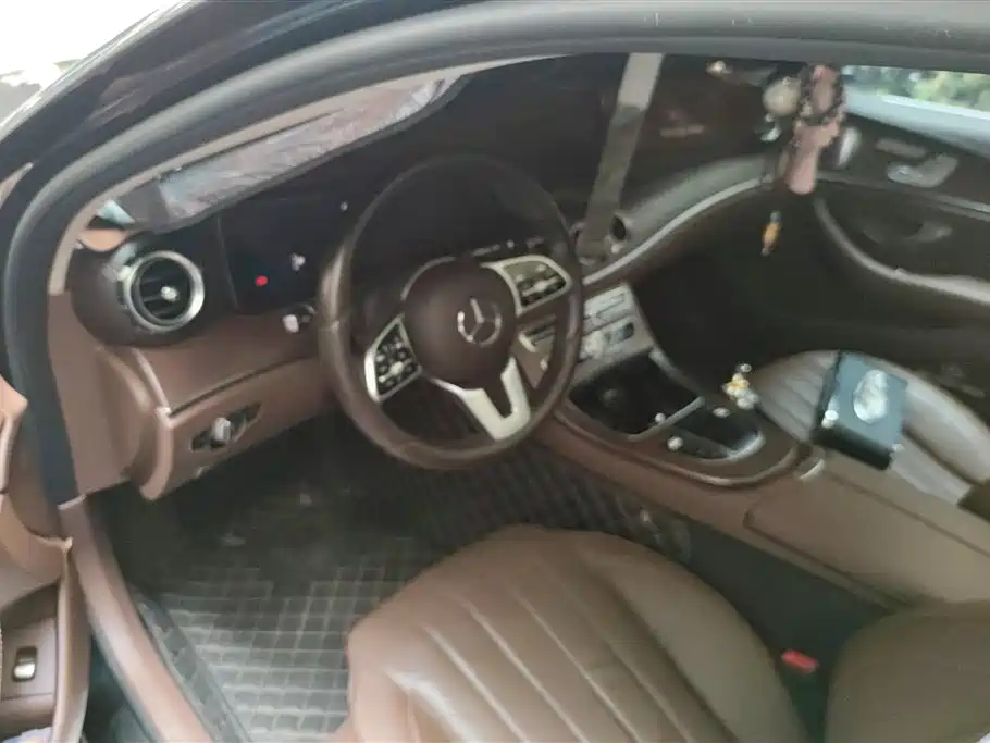 Mercedes-Benz E-Class 2020 E 300 L Luxury Model фото 12