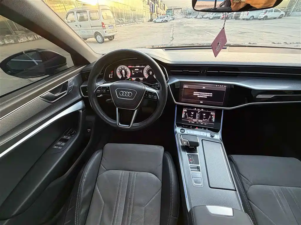 Audi A6L 2023 40 TFSI Luxury Dynamic фото 9