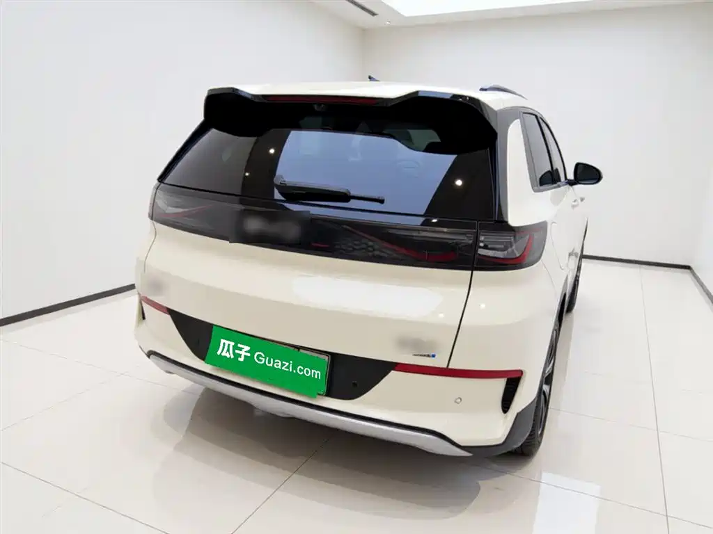 BYD Hai Shi 05 EV 2025 520KM Flagship Smart Navigation Edition фото 6