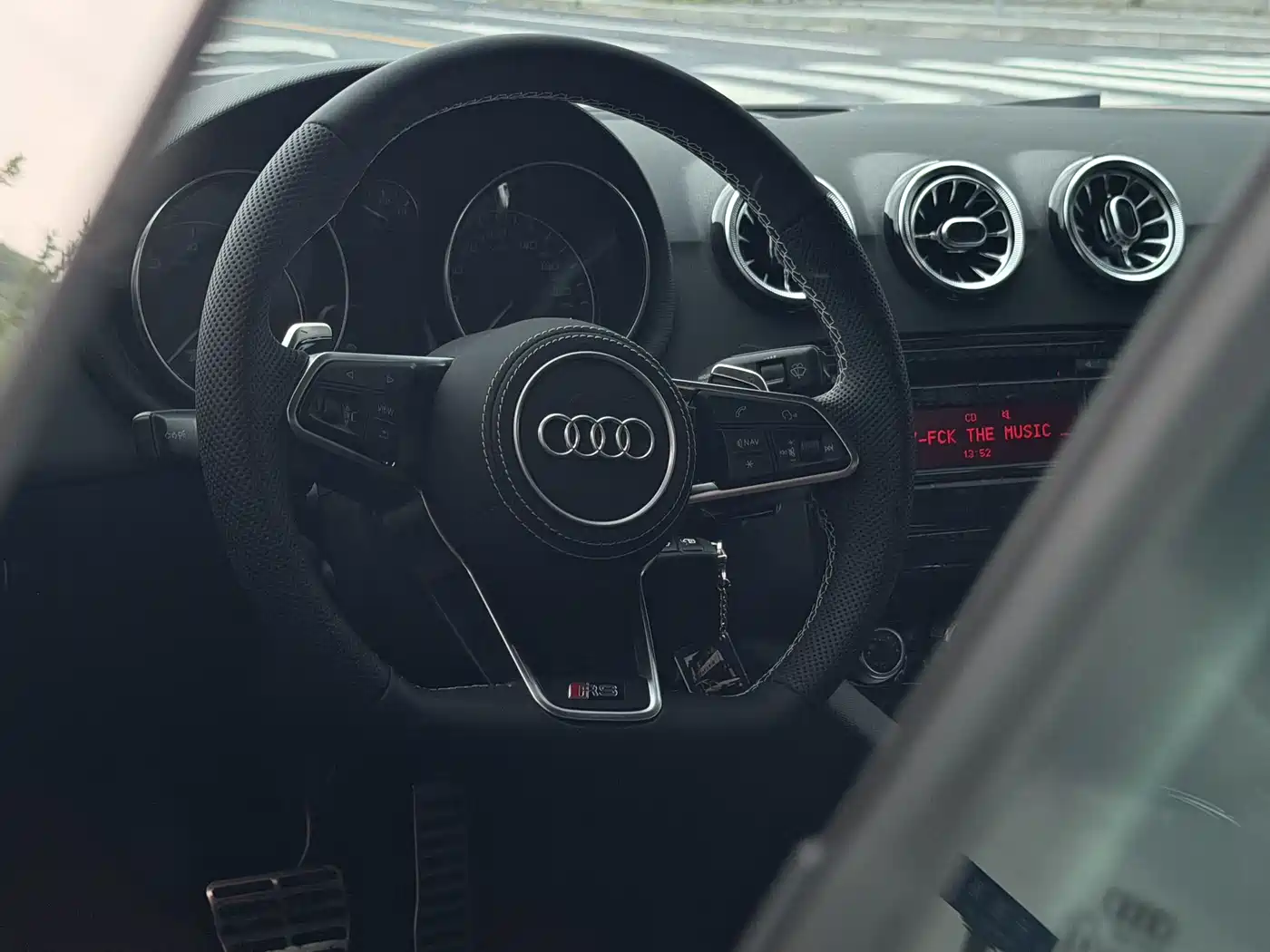 Audi TTS 2013 TTS Coupe 2.0TFSI quattro фото 7