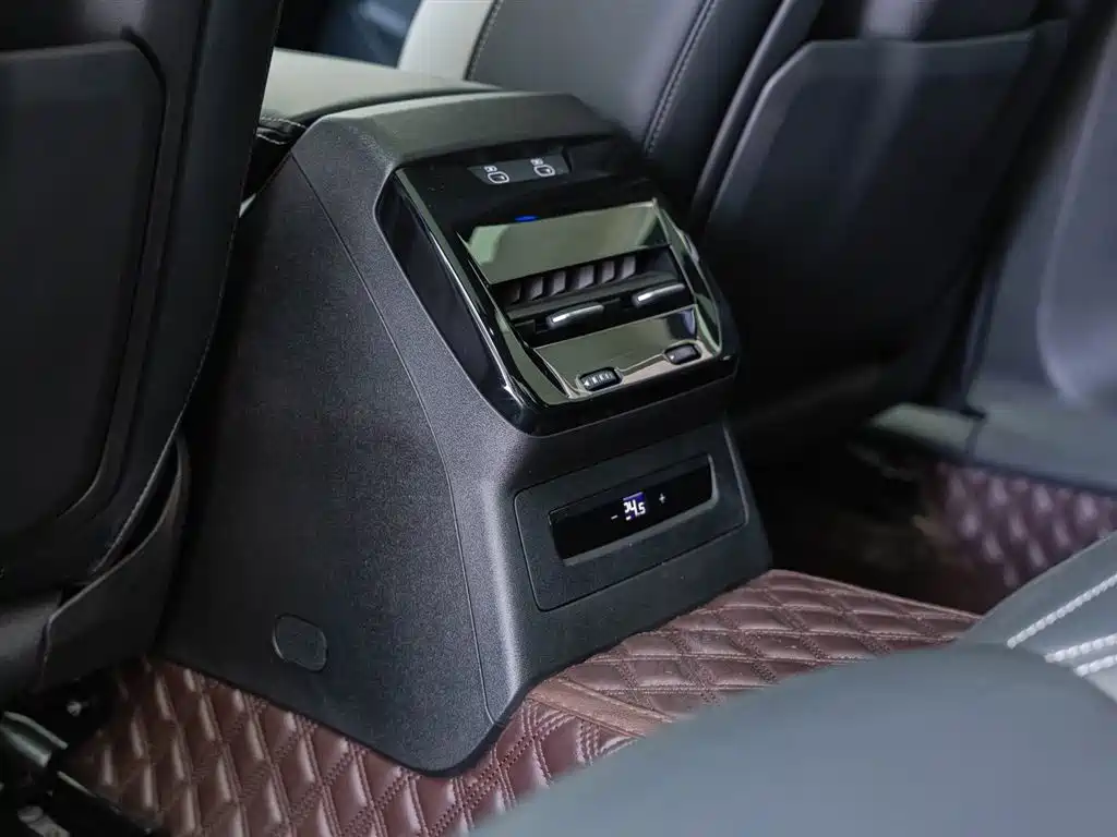AUDI A5L