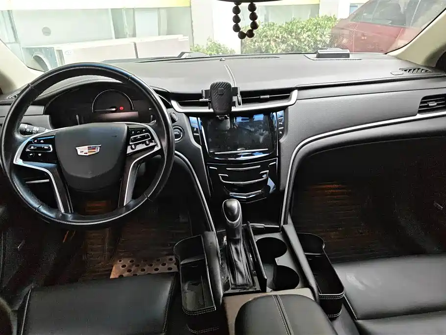 Cadillac XTS 2018 28T Technology фото 12