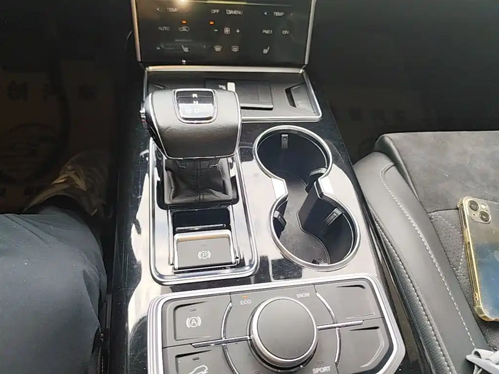 Hongqi HS7 2022 2.0T DCT 2WD ZhiLian QiXiang Edition 7-seater фото 14