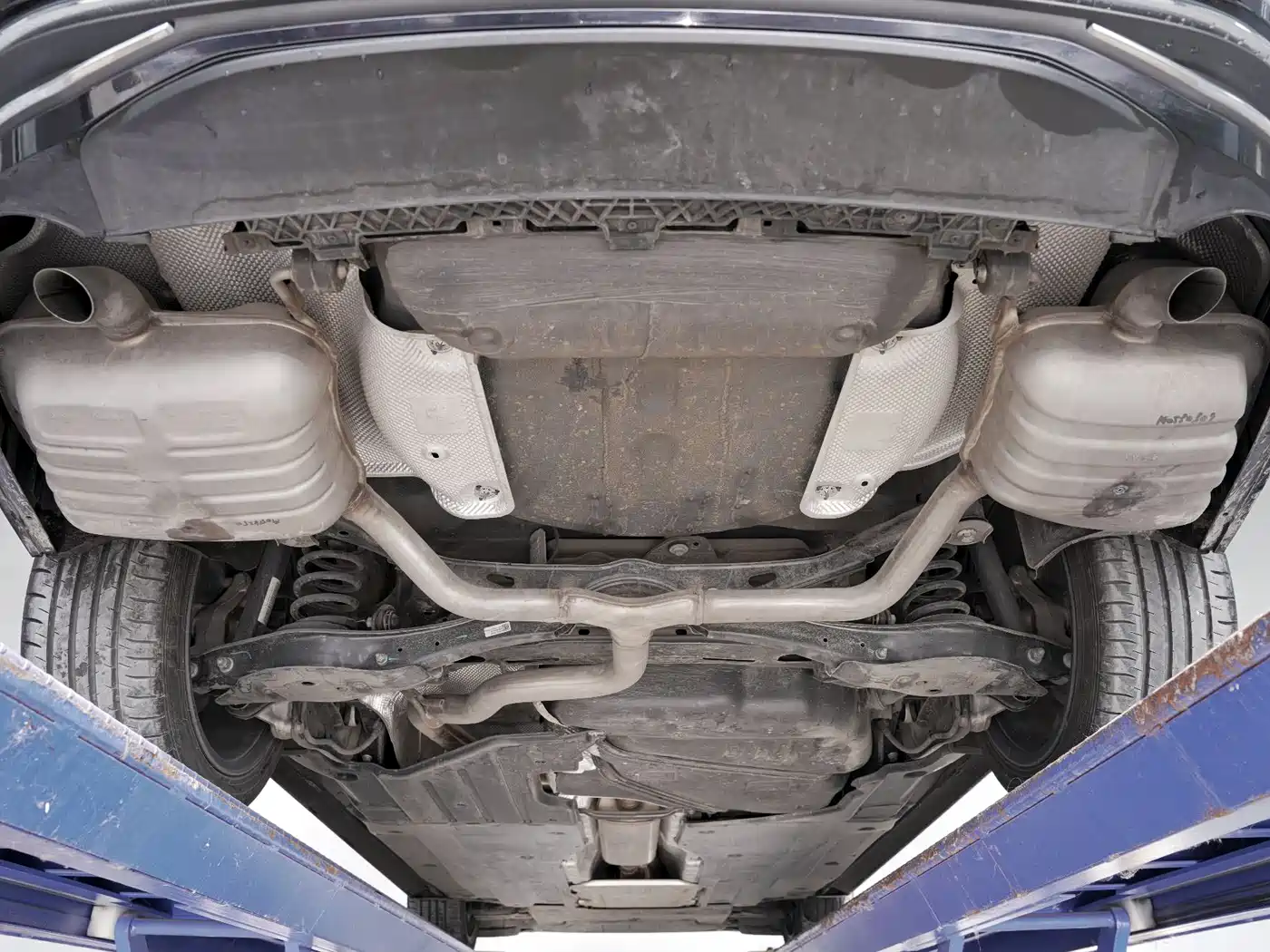 Volkswagen Passat 2019 380TSI Flagship Edition China VI фото 32