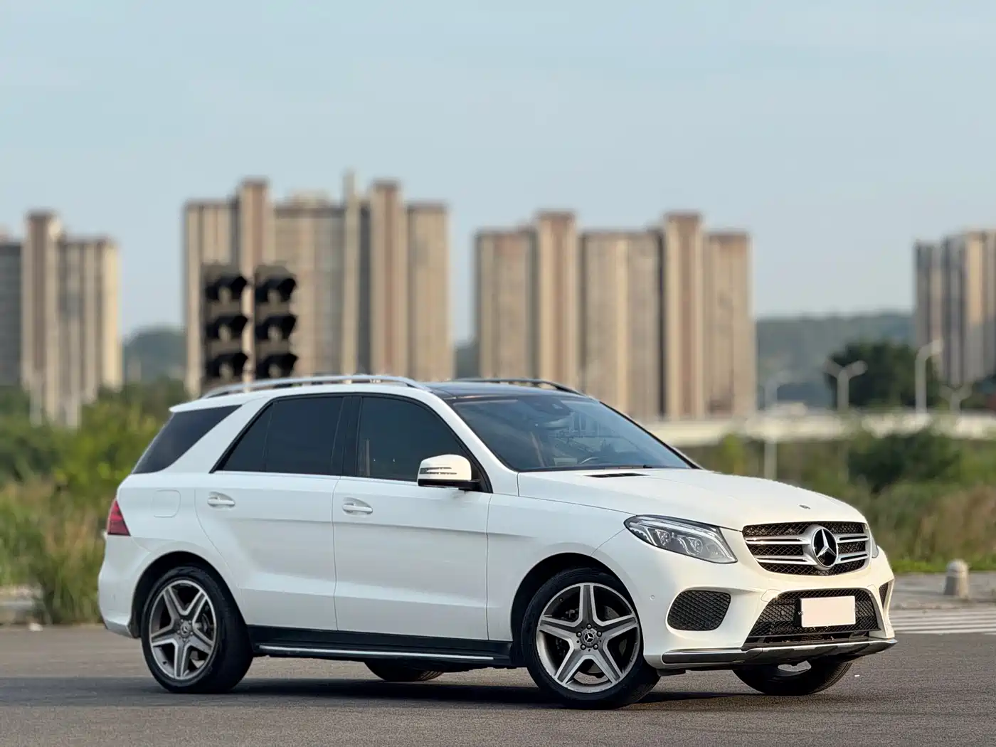 Mercedes-Benz GLE 2018 GLE 400 4MATIC Ultimate Edition фото 3