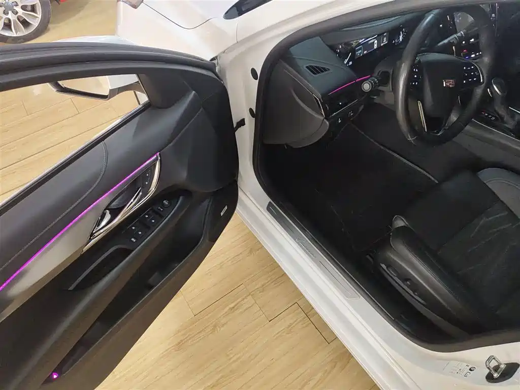 Cadillac ATS-L 2017 28T Technology фото 12