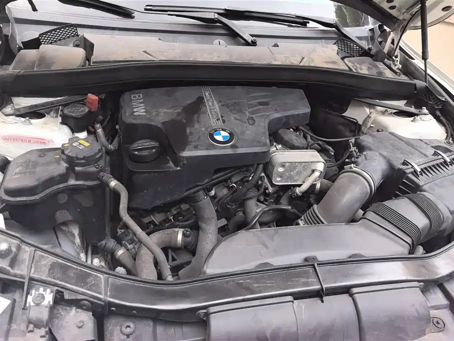 BMW X1 2015 Model sDrive18i Fashion Advanced Edition фото 10