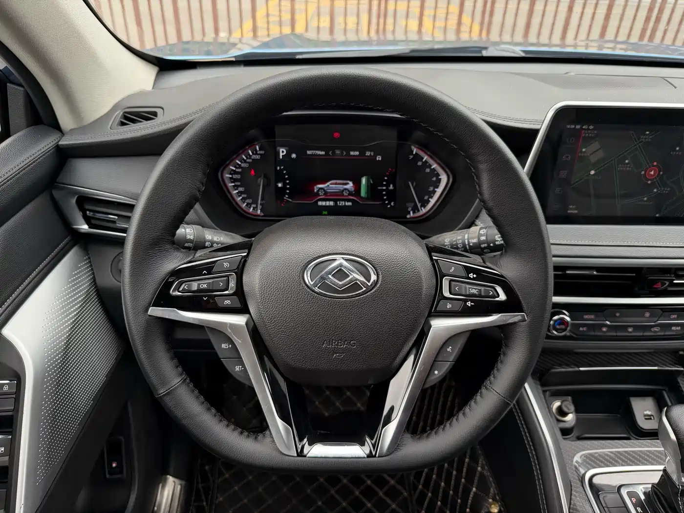 SAIC Maxus D90 2017 2.0T Automatic 4WD Sirius фото 7