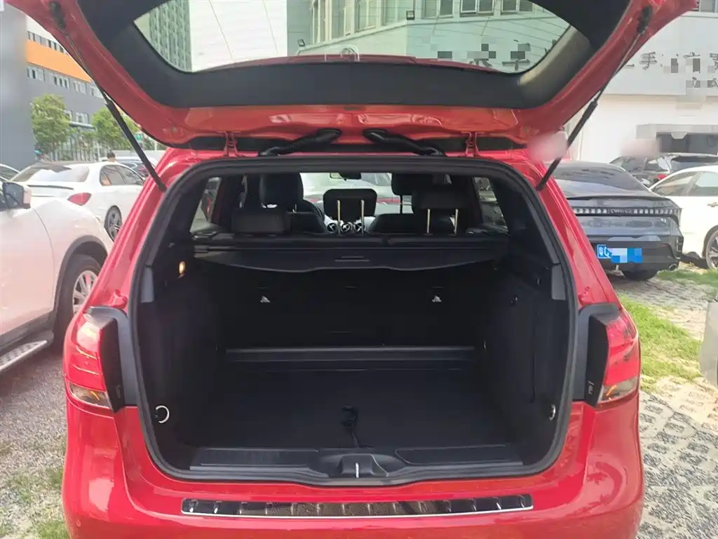 Mercedes-Benz B-Class 2017 B 200 Dynamic фото 15