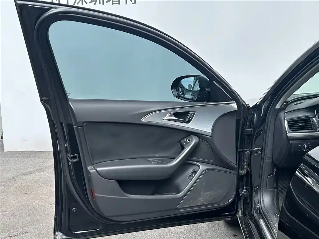 Audi A6L 2012 TFSI Standard фото 15