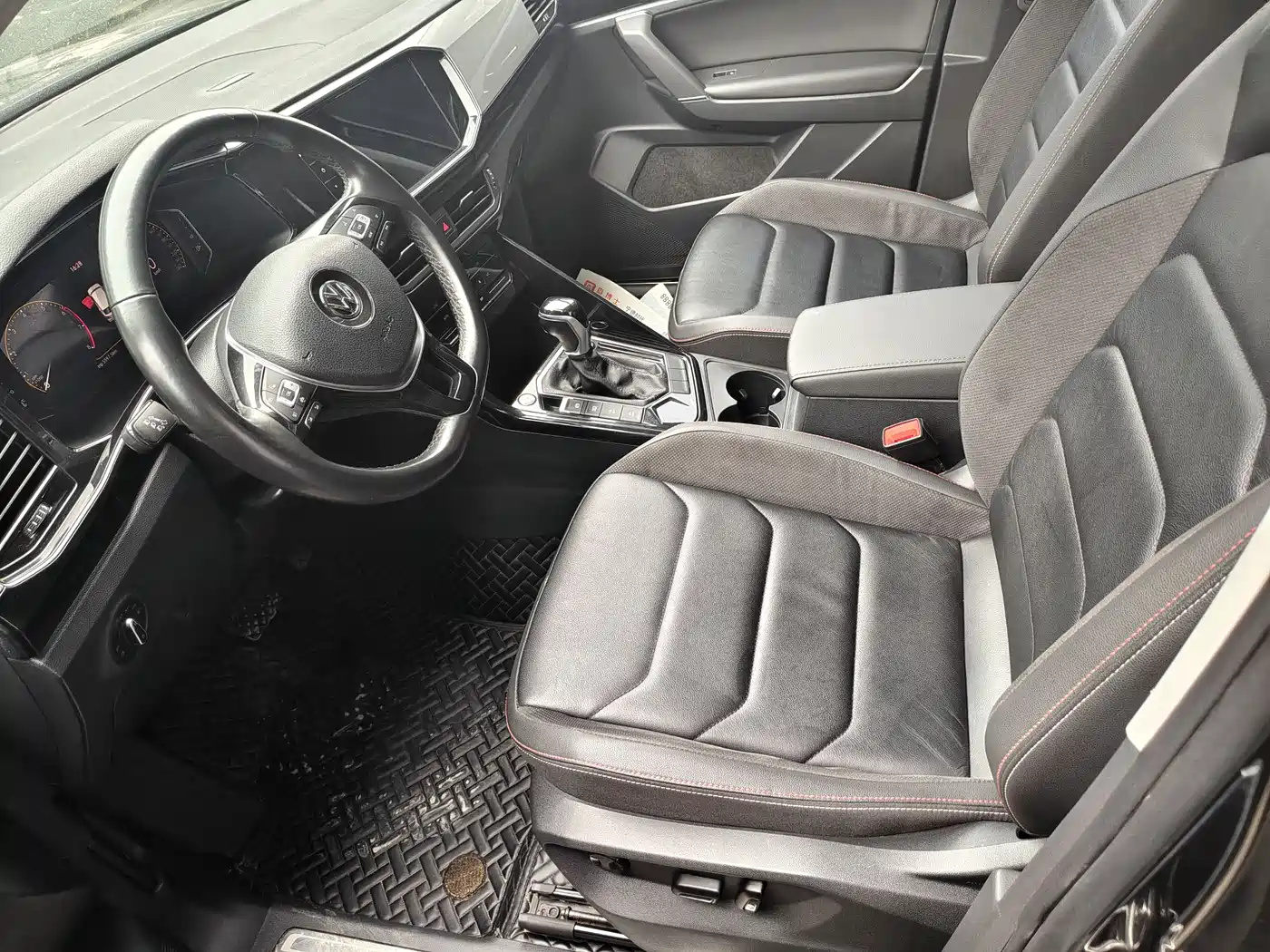 Volkswagen Tayron 2022 330TSI 2WD Luxury Smart Connect Edition фото 4