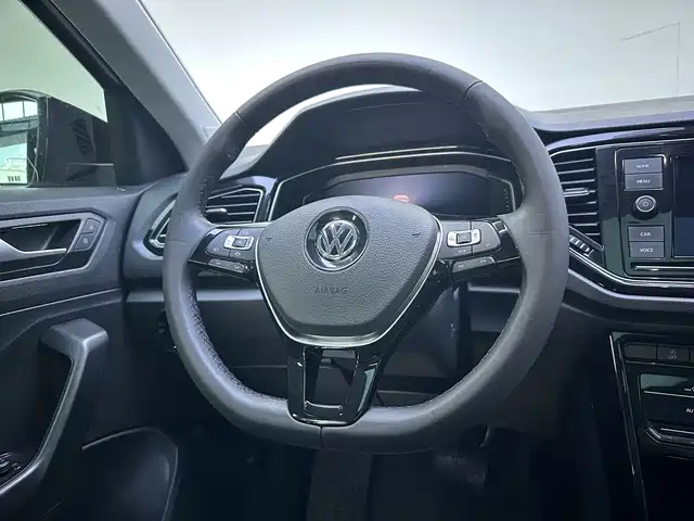 Volkswagen T-ROC 2019 280TSI DSG 2WD Comfort Type China V фото 11