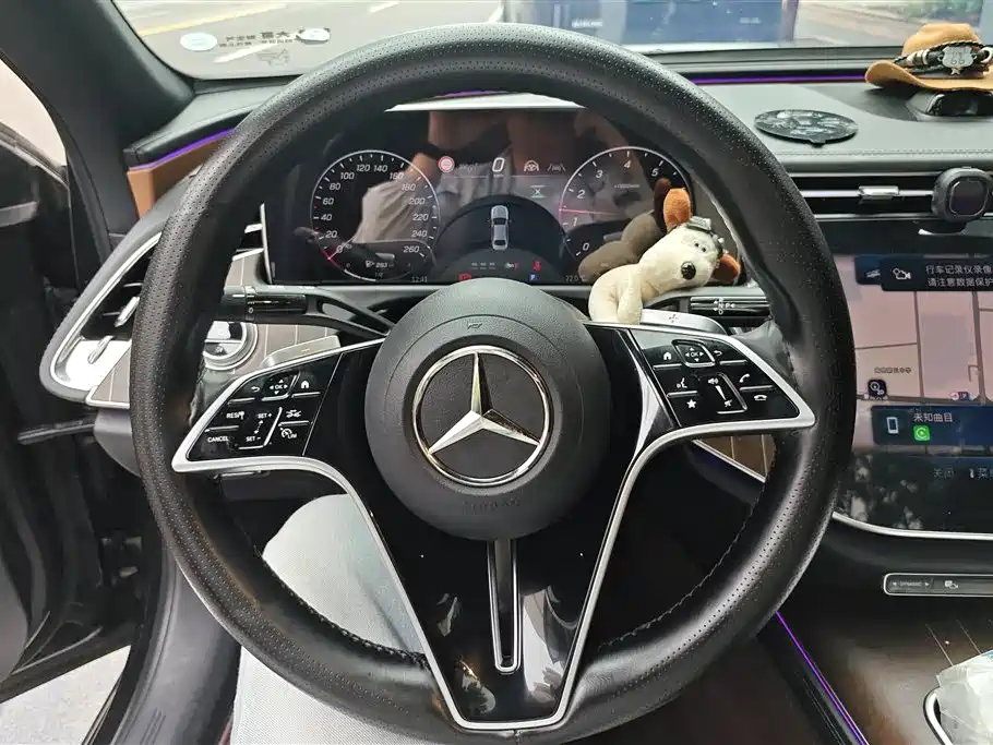 Mercedes-Benz E-Class 2024 Model E 260 L фото 15