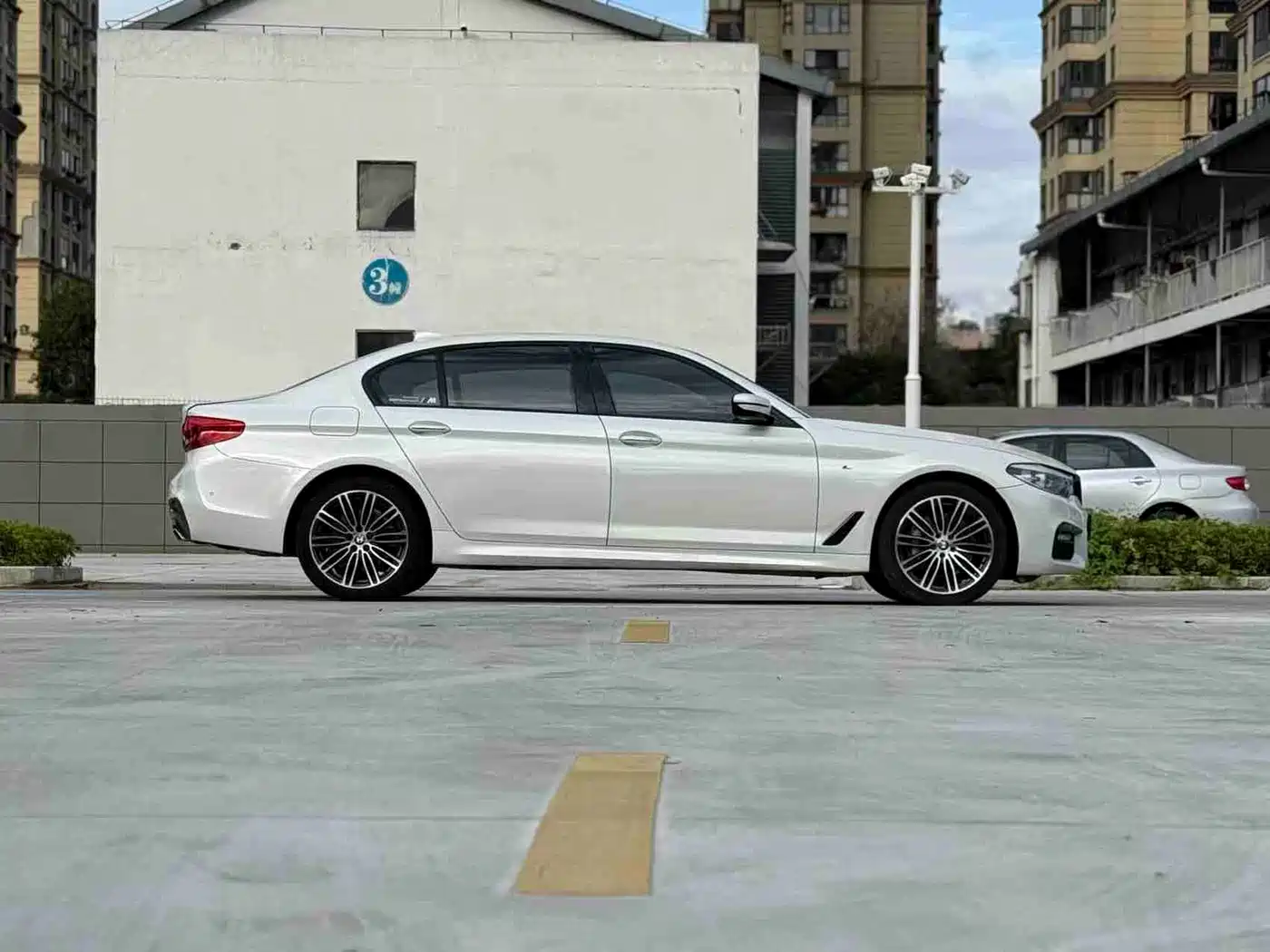 BMW 5 Series 2018 530Li Leading M Sport Package фото 4