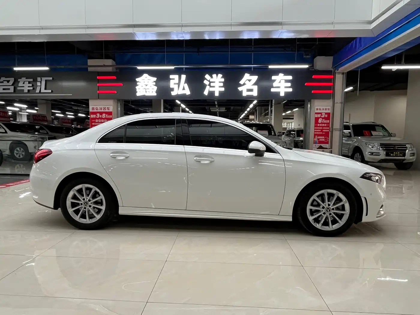 Mercedes-Benz A-Class 2021 A 200 L Sport Sedan Dynamic Type фото 4