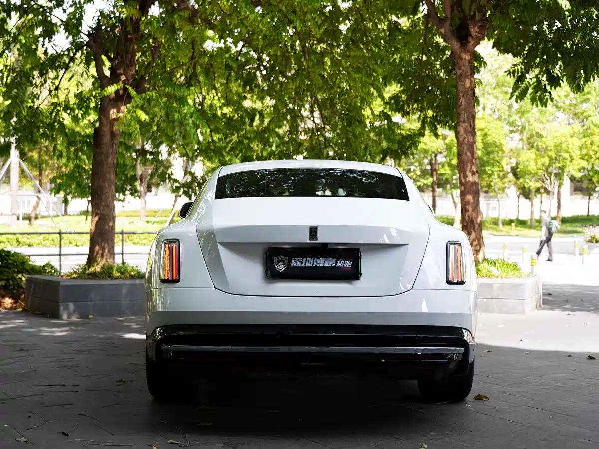 Rolls-Royce Spectre 2024 Standard Model фото 21
