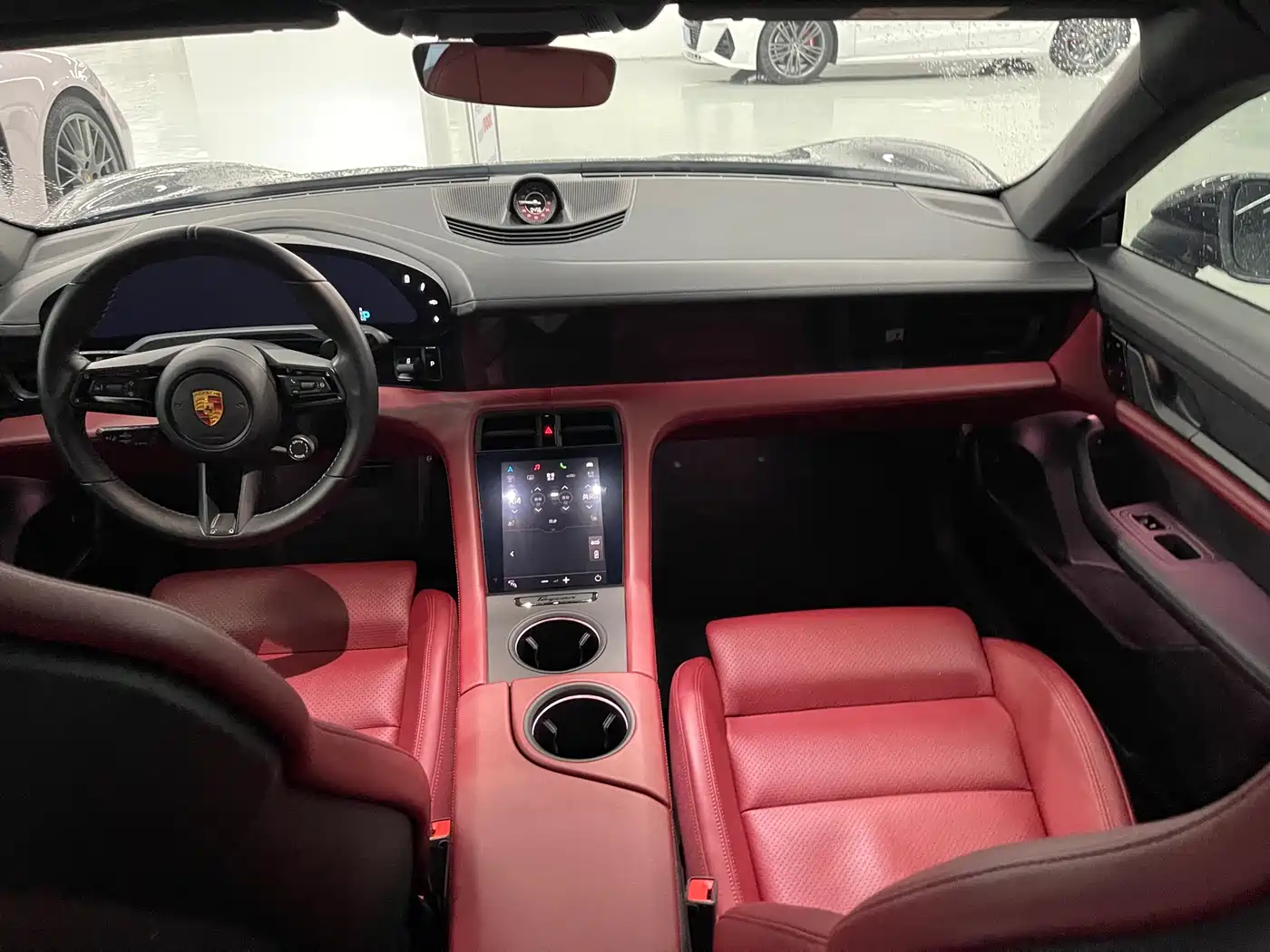 Porsche Taycan 2020 Taycan фото 13