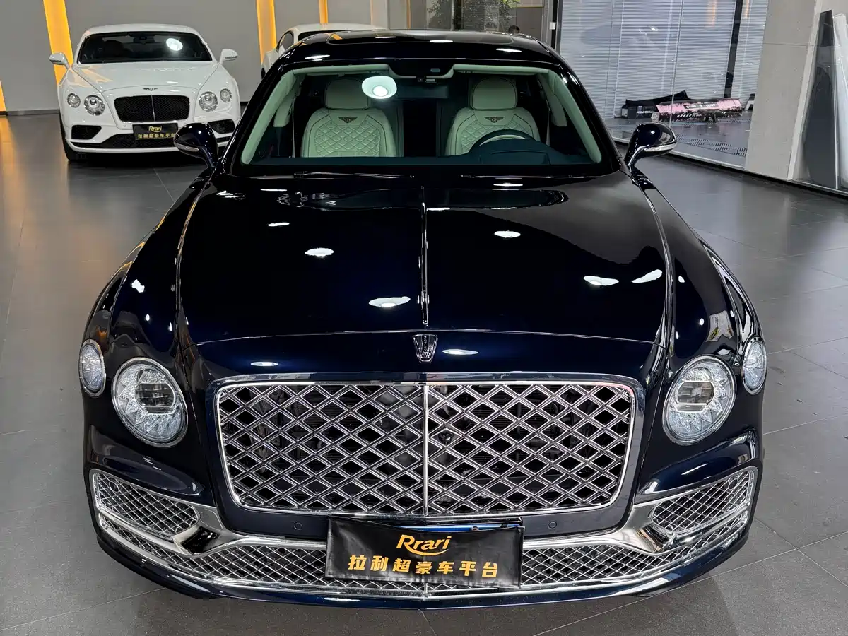 Bentley Flying Spur 2014 4.0T V8 Prestige Edition