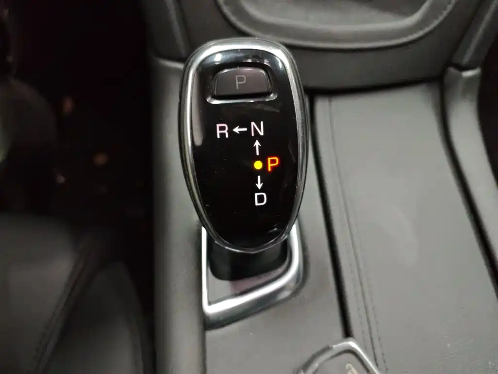 Cadillac XT5 2018 25T Luxury фото 10