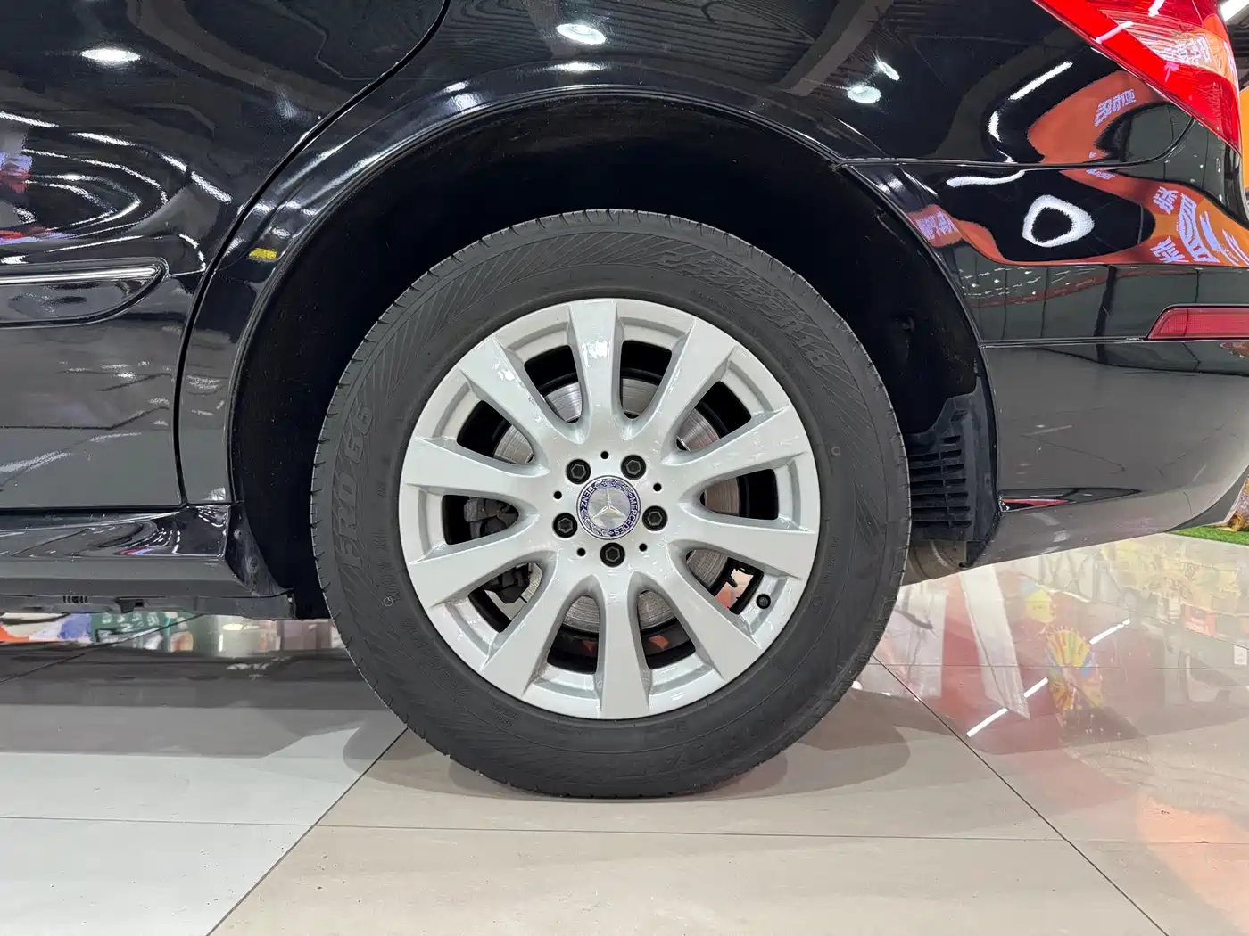 Mercedes-Benz R-Class 2017 R 320 4MATIC Business Collector's Edition фото 24