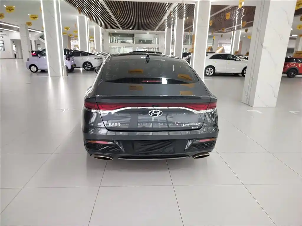 Hyundai Fista 2019 280TGDi Sport Edition China VI фото 4