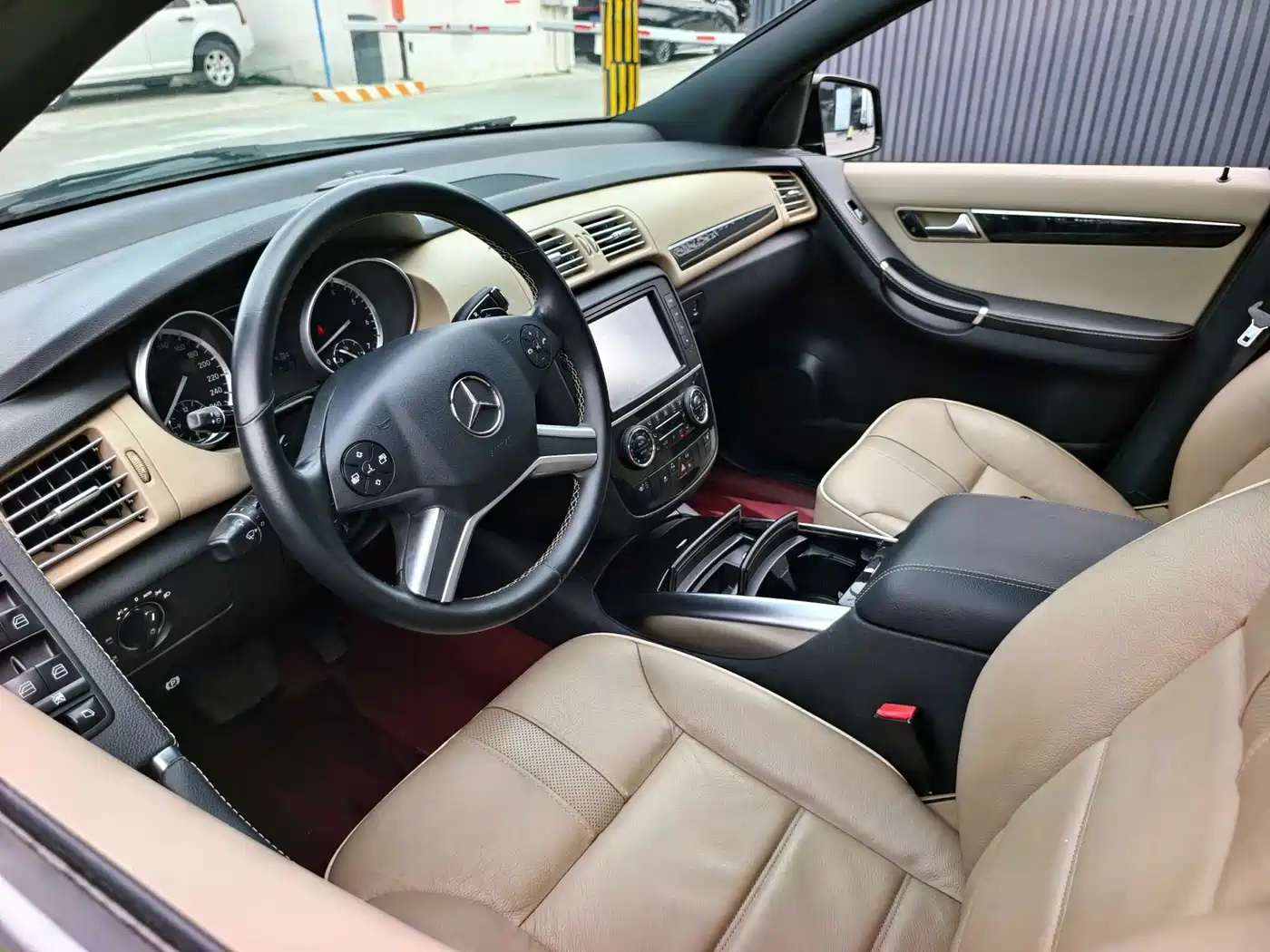 Mercedes-Benz R-Class 2014 R 400 4MATIC Luxury фото 7