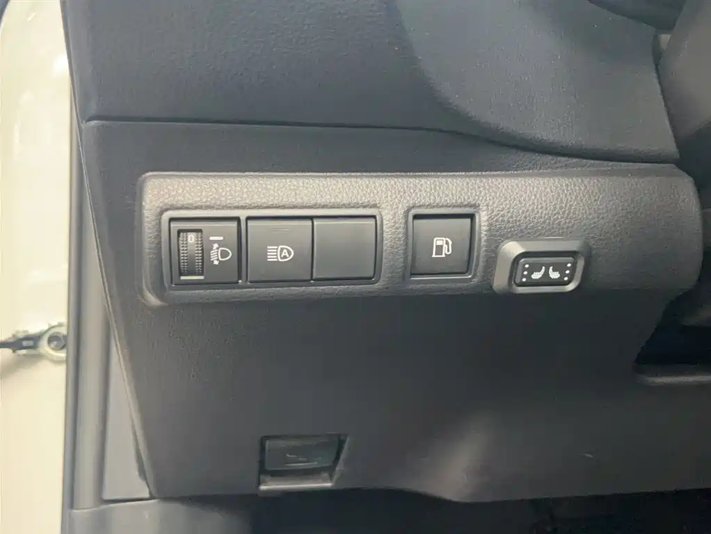 Toyota Corolla 2023 1.8L Smart Hybrid Dual Engine Elite Edition фото 11