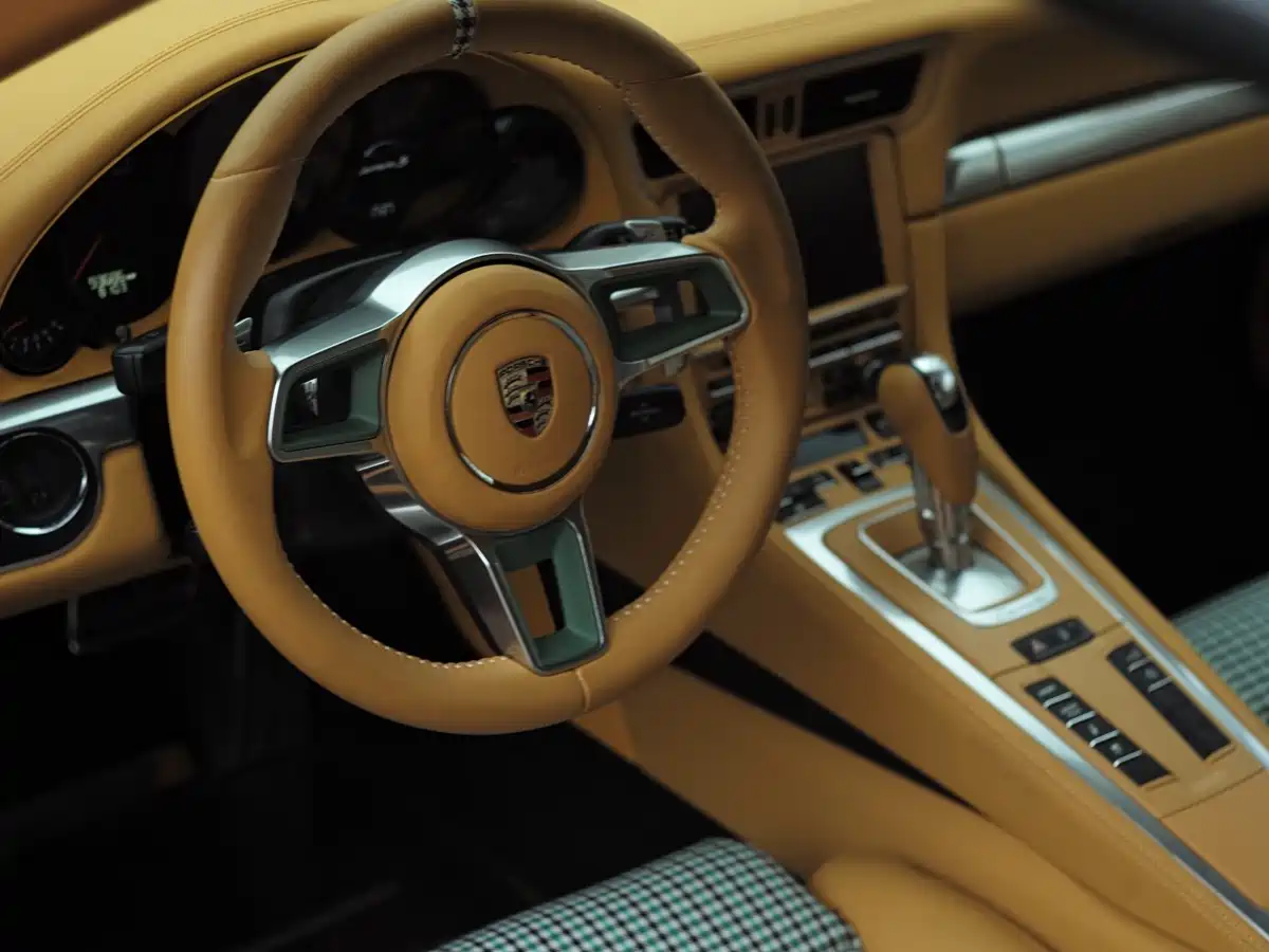 Porsche 911 2012 Carrera S 3.8L фото 29