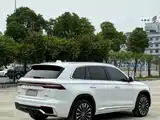 Фото 9 - Geely Monjaro