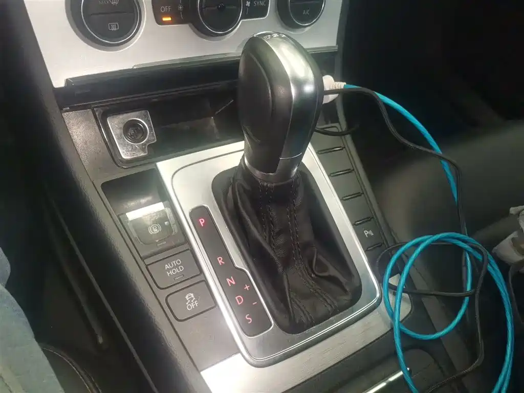 Volkswagen Magotan 2015 1.8TSI Leading фото 10